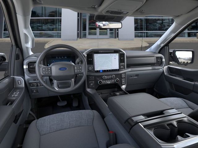 2025 Ford F-150 XLT photo 7