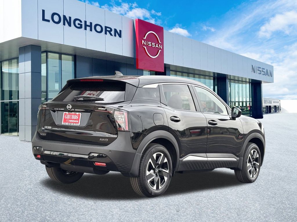 2025 Nissan Kicks SV photo 2