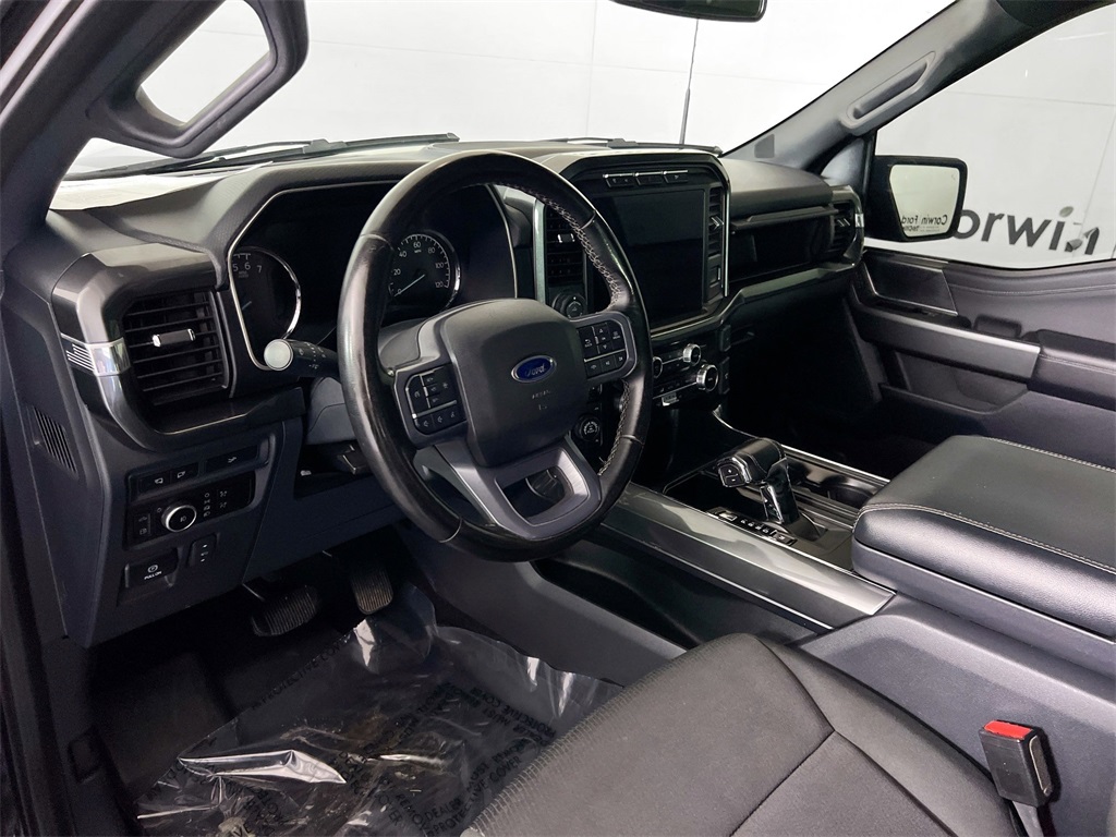 2023 Ford F-150 XLT photo 3