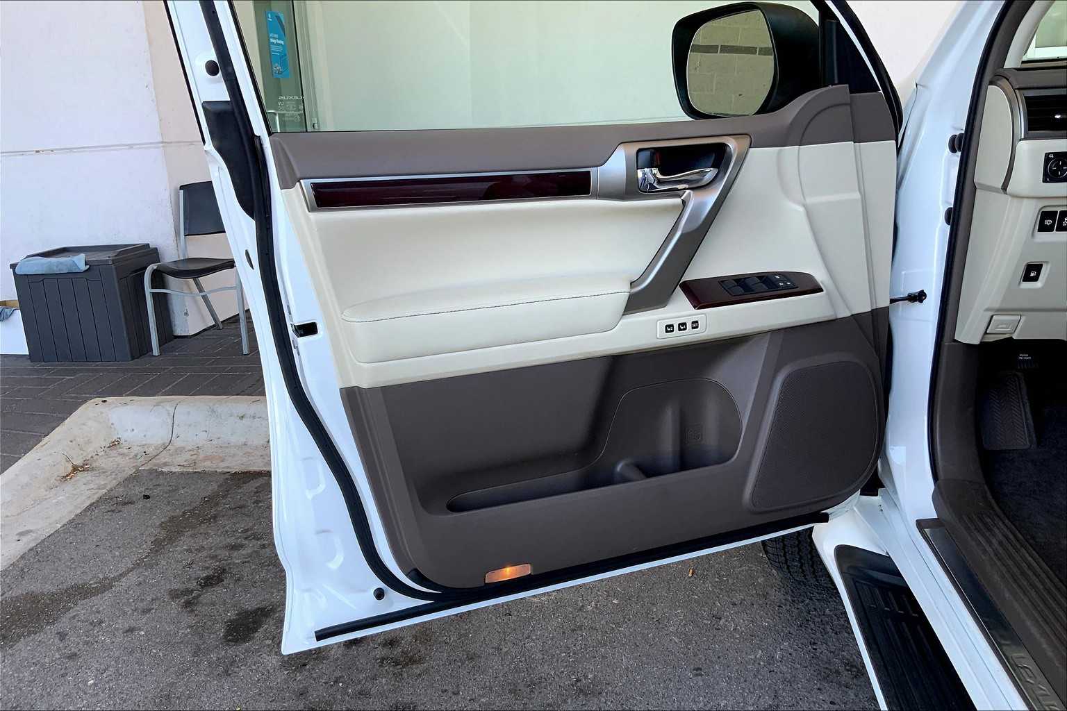 2019 Lexus GX 460 Premium photo 20