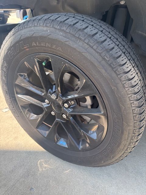 2023 Jeep Wrangler Sahara 4xe photo 11