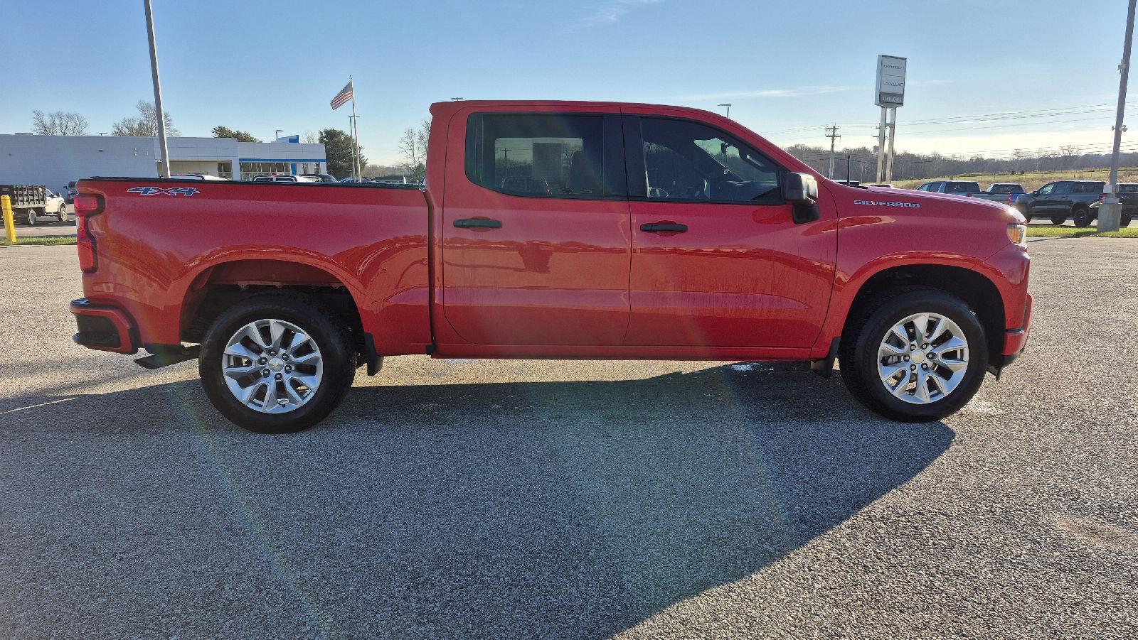 2021 Chevrolet Silverado 1500 Custom photo 4