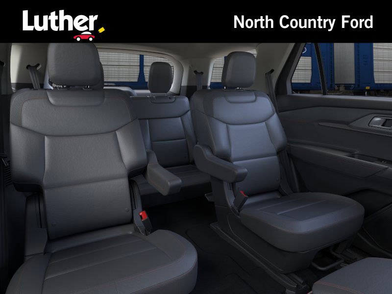 2025 Ford Explorer photo 9