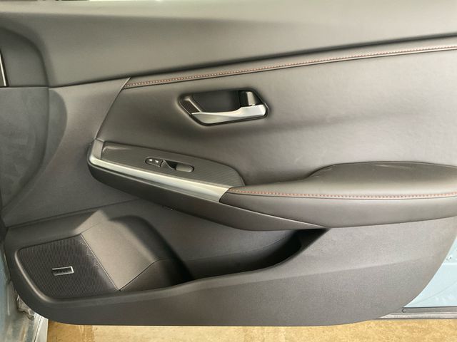 2025 Nissan Sentra SR photo 21