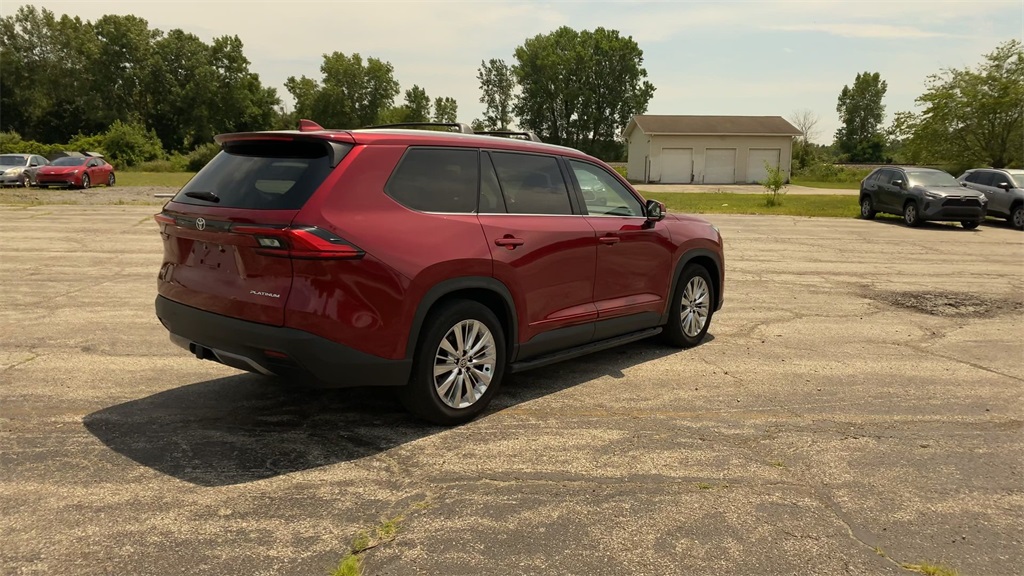 2024 Toyota Grand Highlander Platinum photo 8