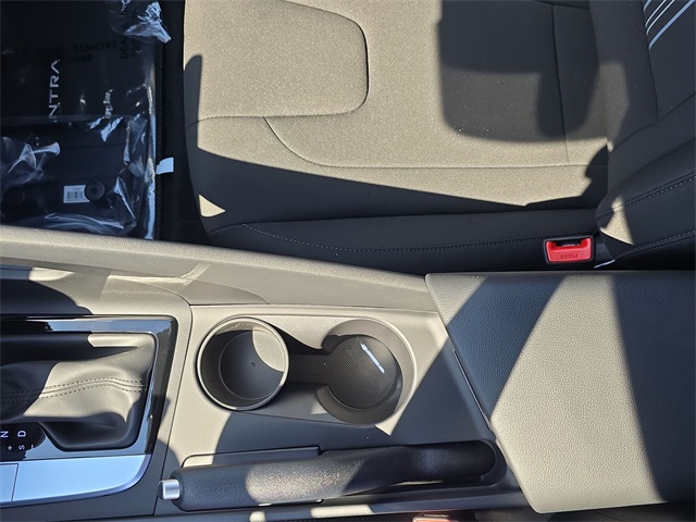2024 Hyundai Elantra SEL photo 18