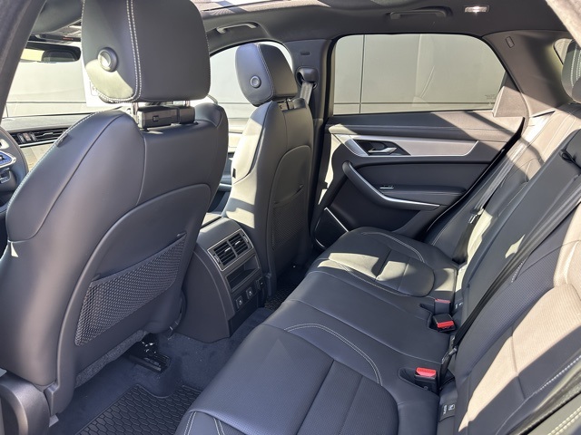 2026 Jaguar F-PACE P250 R-Dynamic S photo 33