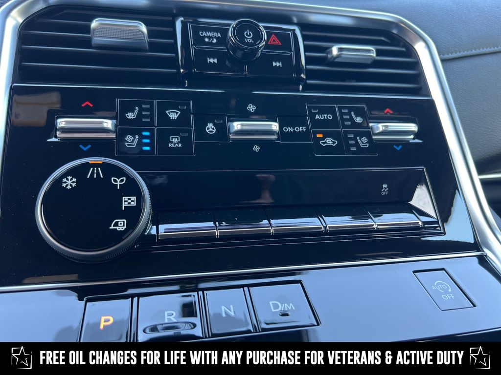 2026 Nissan Armada Platinum photo 4
