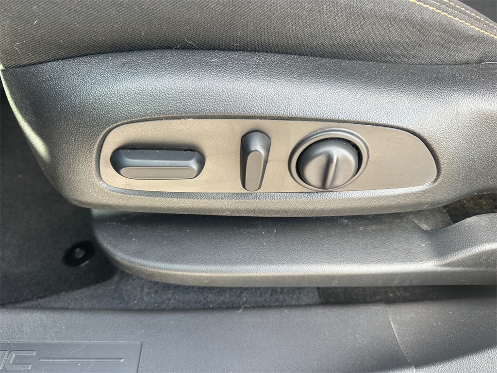 2021 Gmc Terrain SLE photo 29
