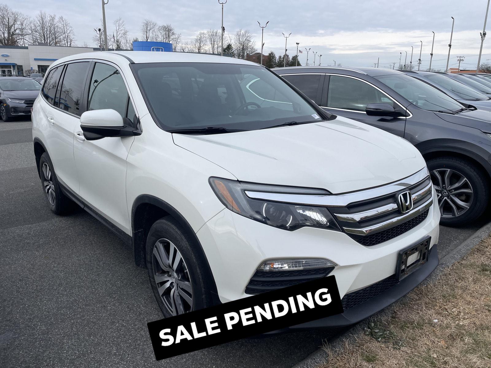 2018 Honda Pilot EX's photo