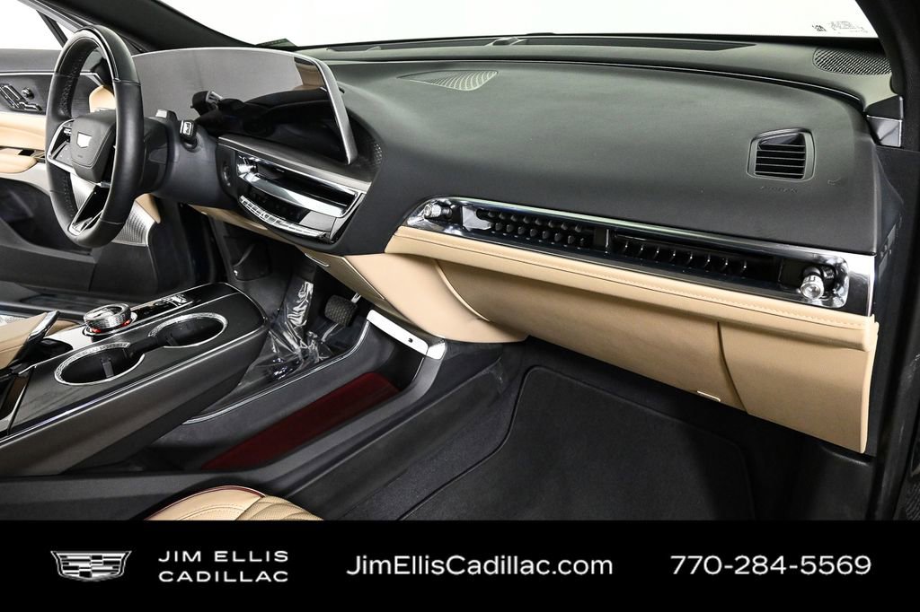 2024 Cadillac Lyriq Sport photo 22
