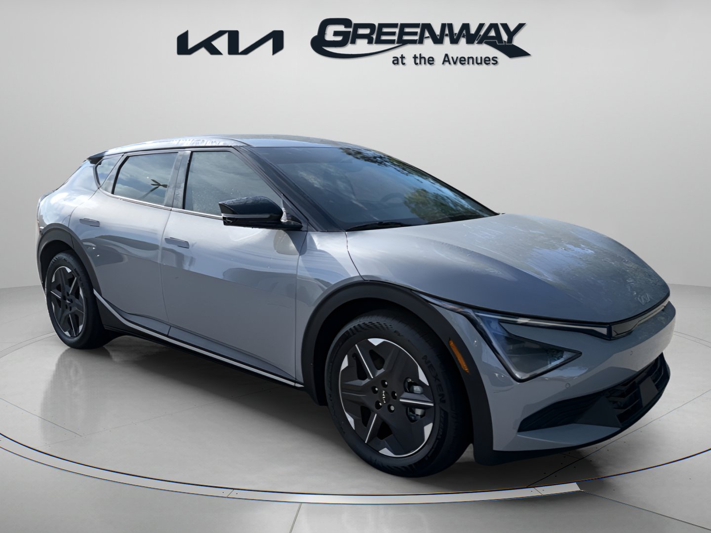 2025 Kia EV6 Light L/R's photo