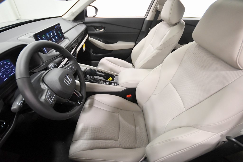 2025 Honda Accord Hybrid EX-L photo 10