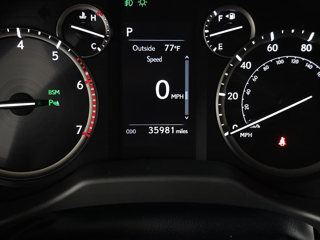 2023 Lexus GX 460 photo 18