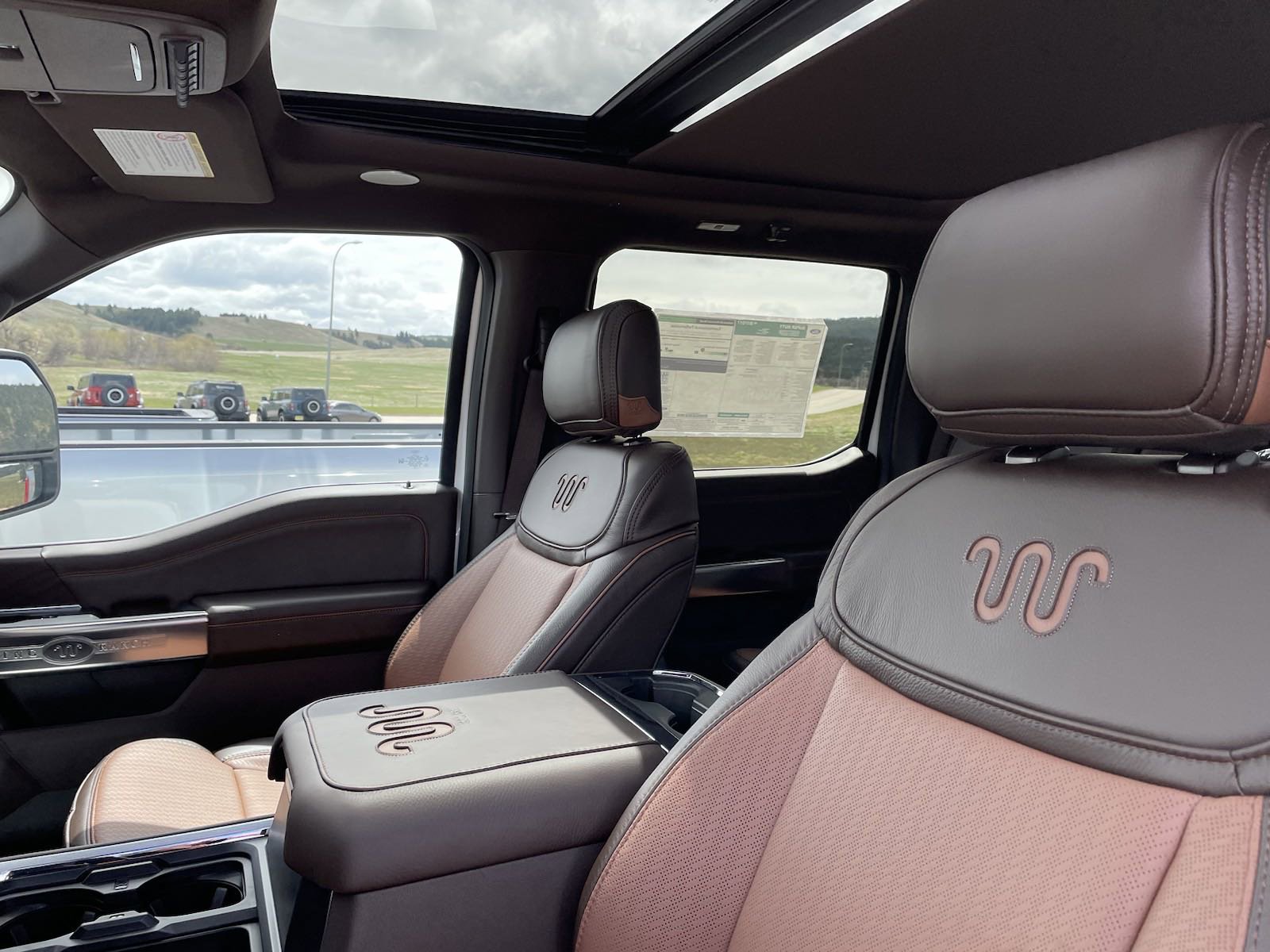 New 2024 Star White Metallic Tri-Coat Ford King Ranch image 17
