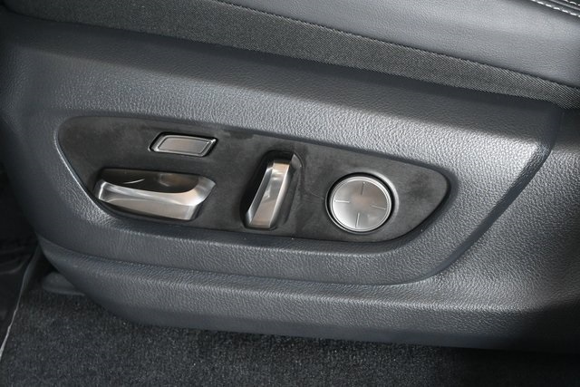 2024 Lexus LX 600 F SPORT photo 17