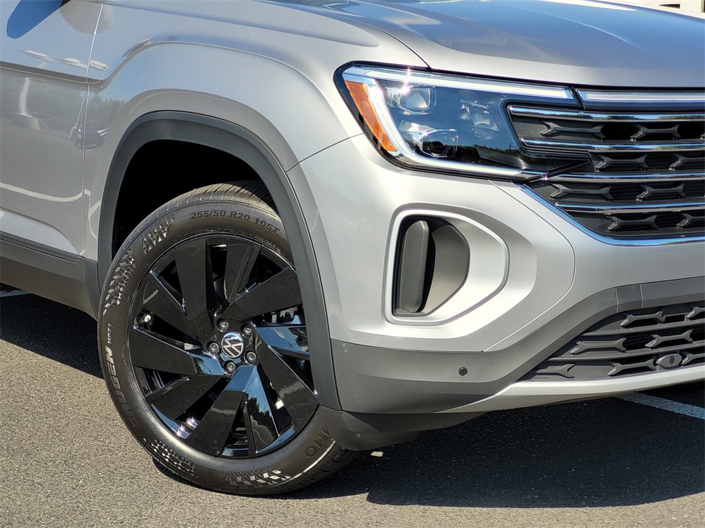 2026 Volkswagen Atlas SE Technology photo 3