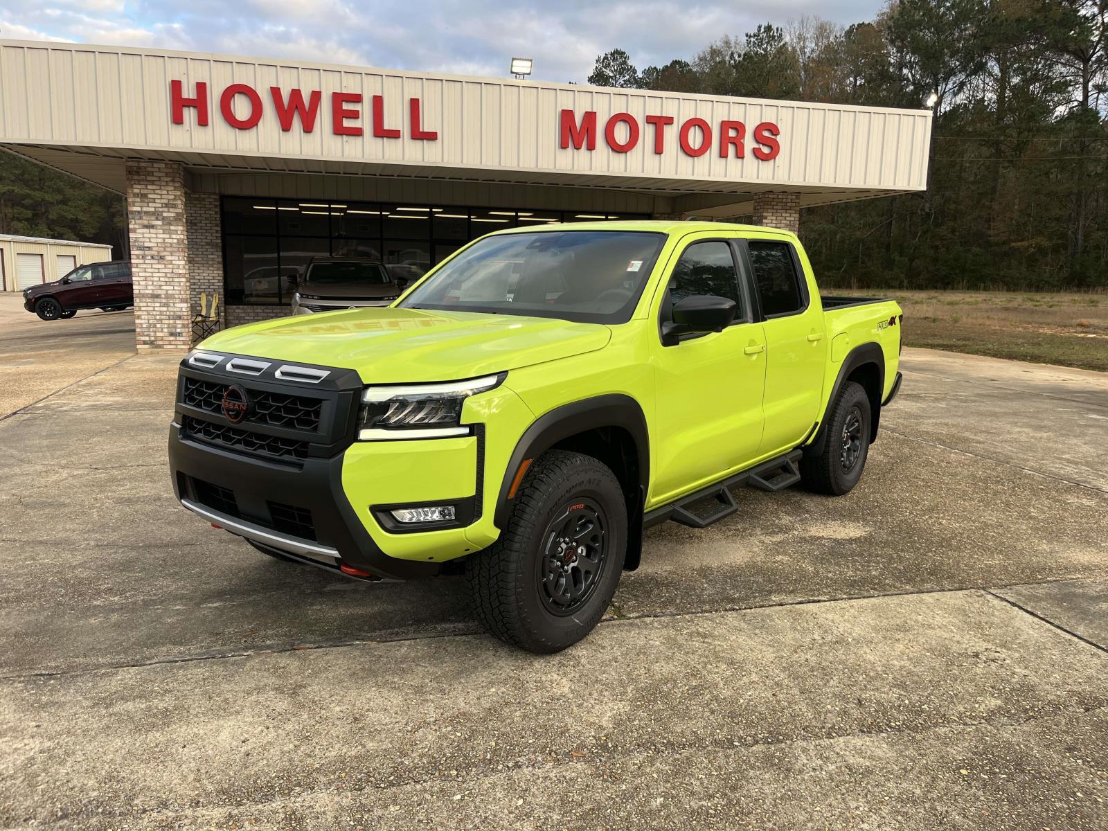 2026 Nissan Frontier PRO-4X's photo