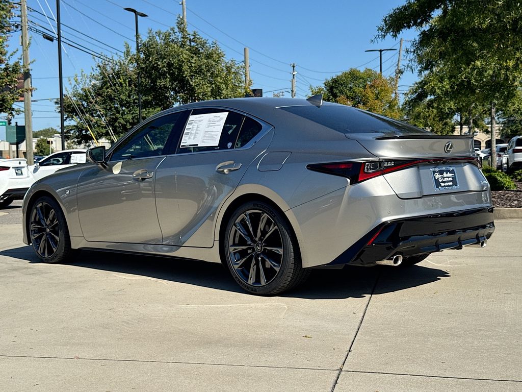 2023 Lexus IS 350 F SPORT photo 5