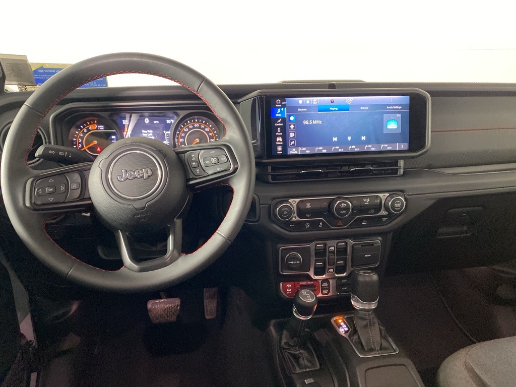 2024 Jeep Wrangler Rubicon photo 19