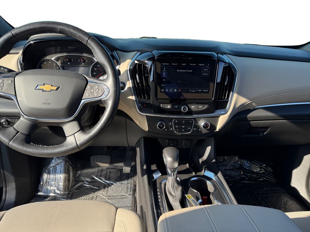 2022 Chevrolet Traverse 1LT photo 10