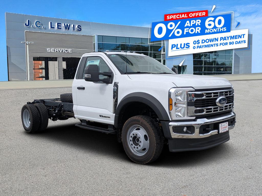 2025 Ford F-550 Super Duty Chassis Cab XL's photo