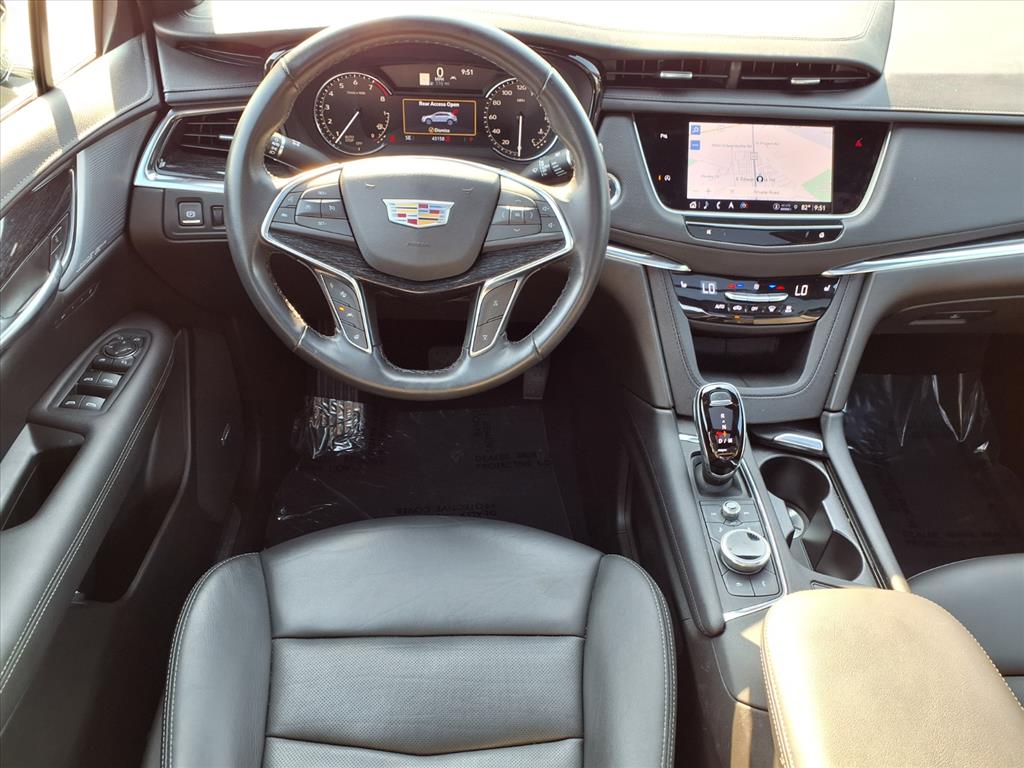 2023 Cadillac XT5 Premium Luxury photo 2