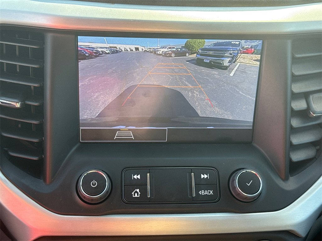 2023 Gmc Acadia SLE photo 22