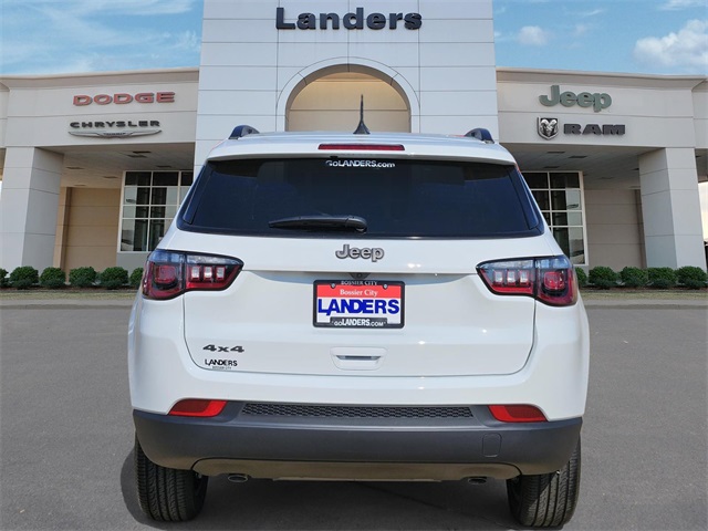 2026 Jeep Compass Latitude Altitude photo 3
