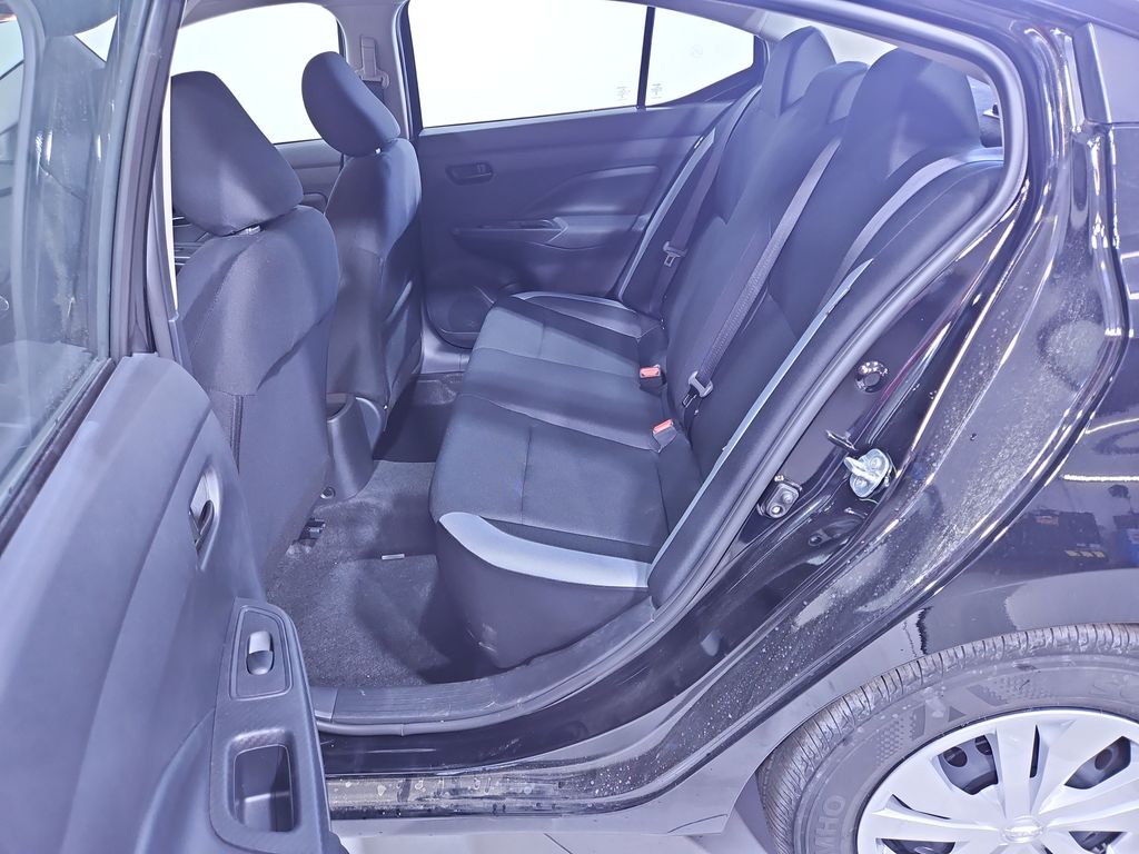 2025 Nissan Versa 1.6 S photo 22