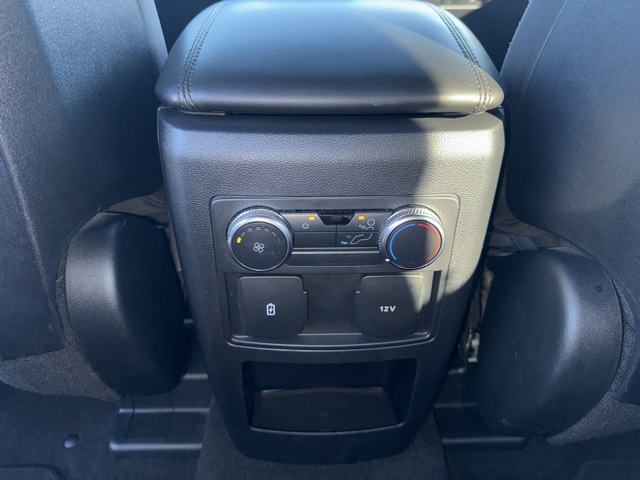 2020 Ford Explorer XLT photo 11