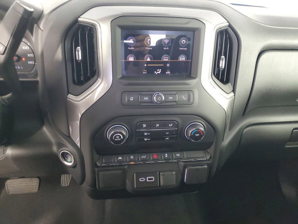 2025 Chevrolet Silverado 1500 Custom photo 12