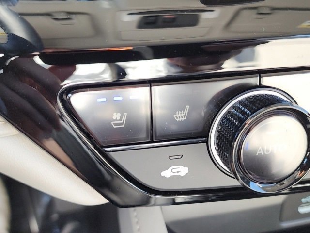 2025 Honda Accord Hybrid Touring photo 29