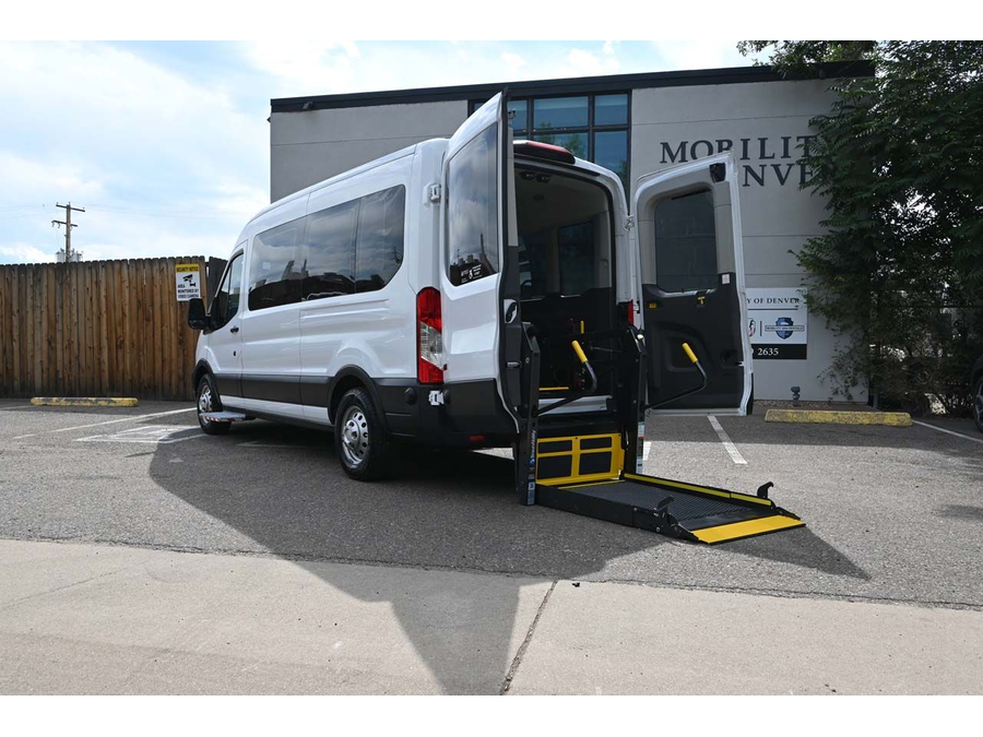 2022 Ford Transit XL photo 2