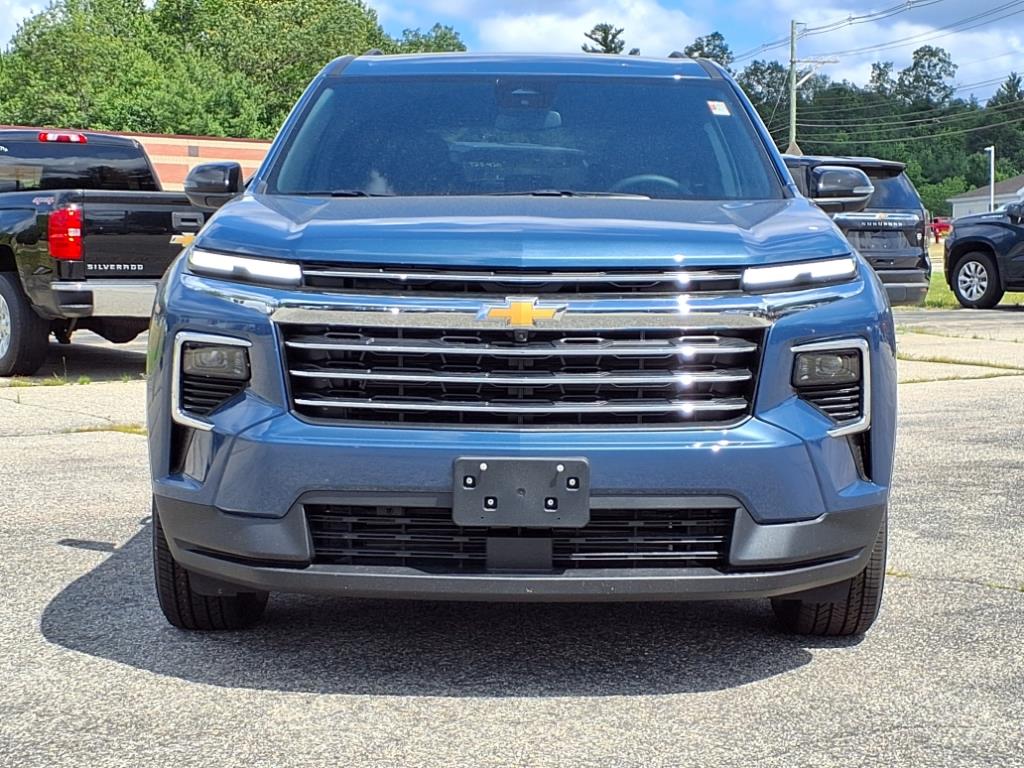 2025 Chevrolet Traverse photo 10