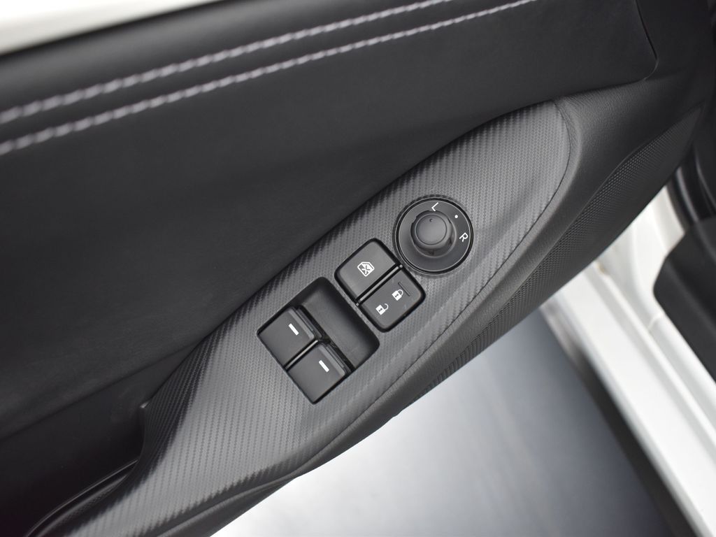 2025 Mazda MX-5 Miata Miata photo 7