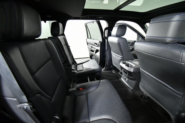 2024 Toyota Sequoia Platinum photo 16