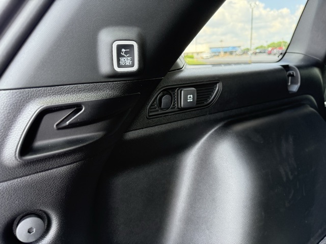 2025 Jeep Grand Cherokee Limited photo 15