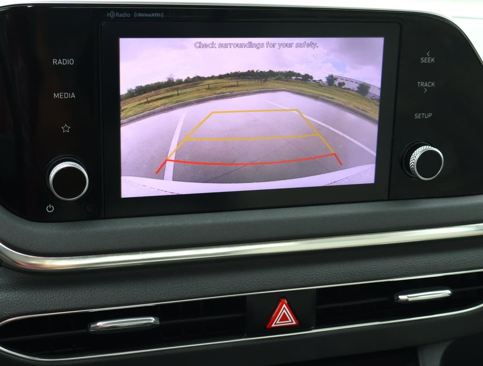 2022 Hyundai Sonata SEL photo 25