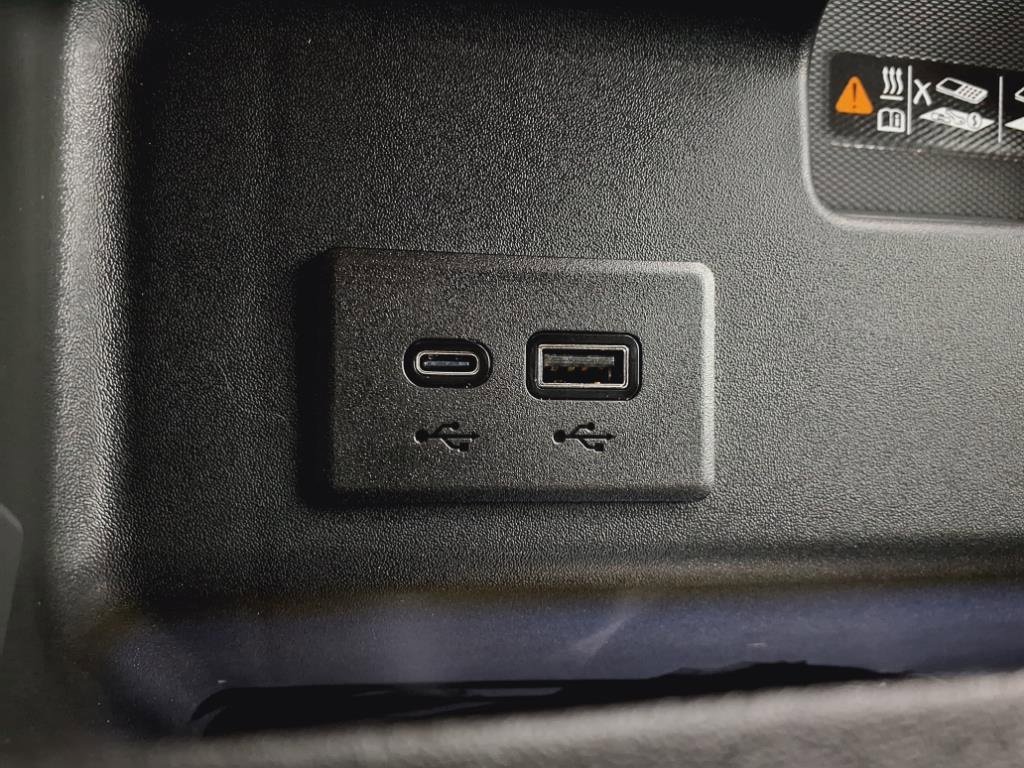 2025 Chevrolet Silverado 1500 LT photo 15