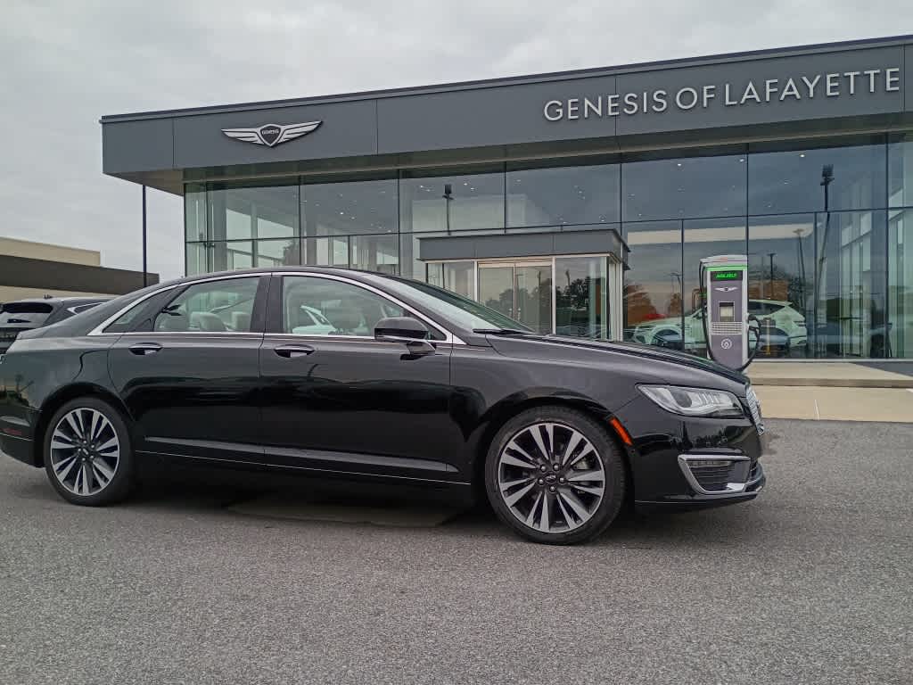 2018 Lincoln MKZ Reserve's photo