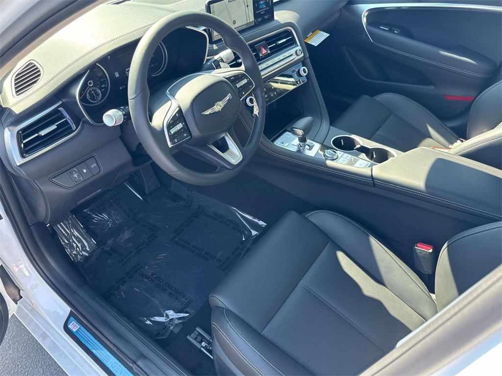 2026 Genesis G70 2.5T AWD photo 8