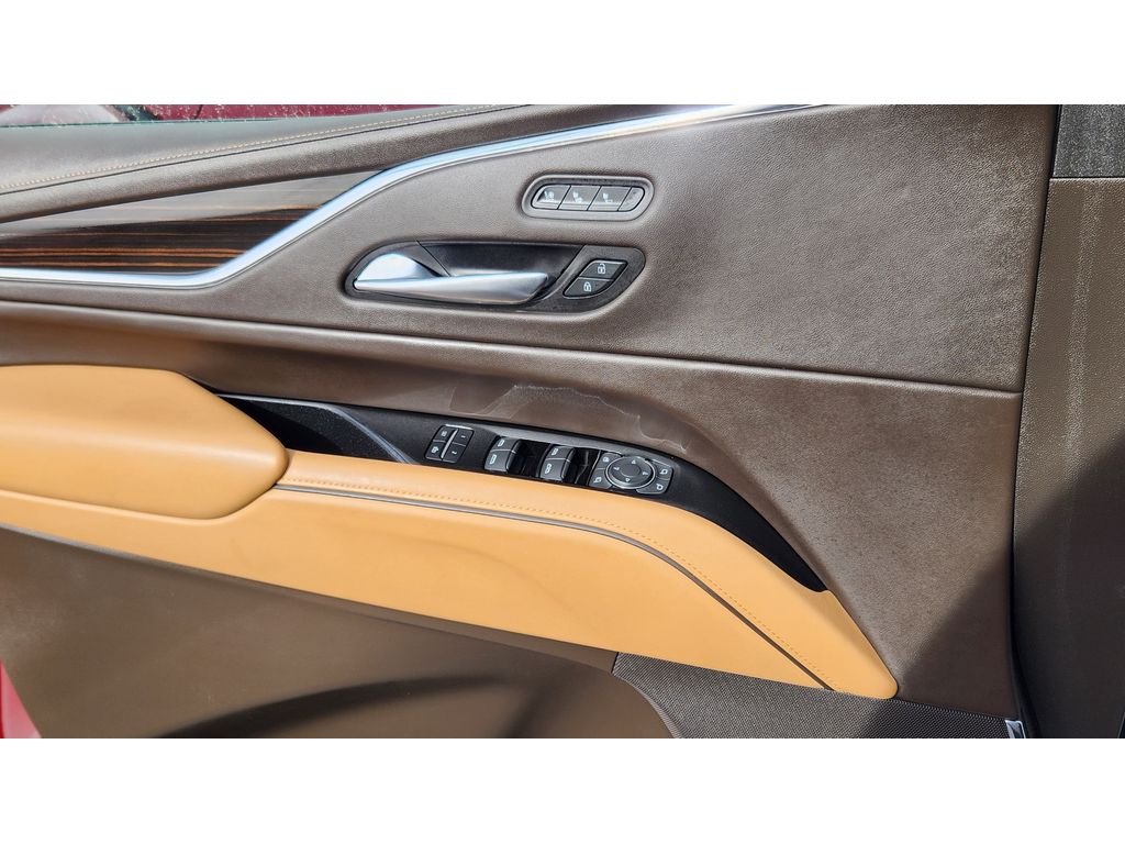 2023 Cadillac Escalade ESV Sport photo 2