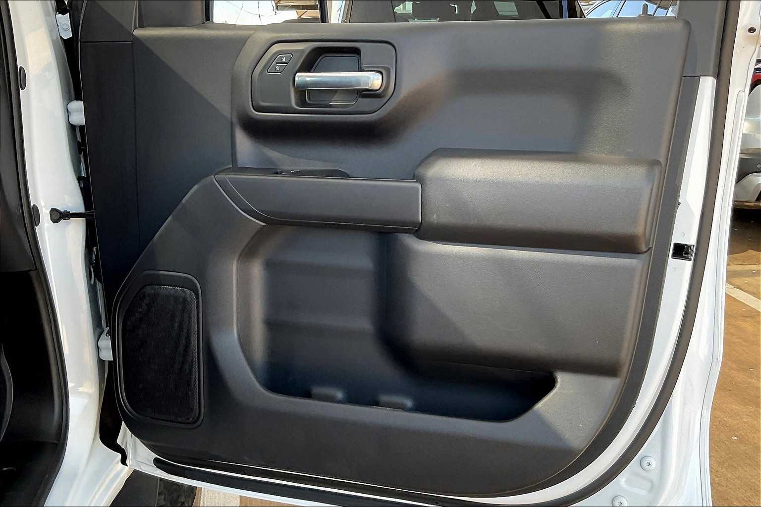 2024 Chevrolet Silverado 1500 Custom photo 20