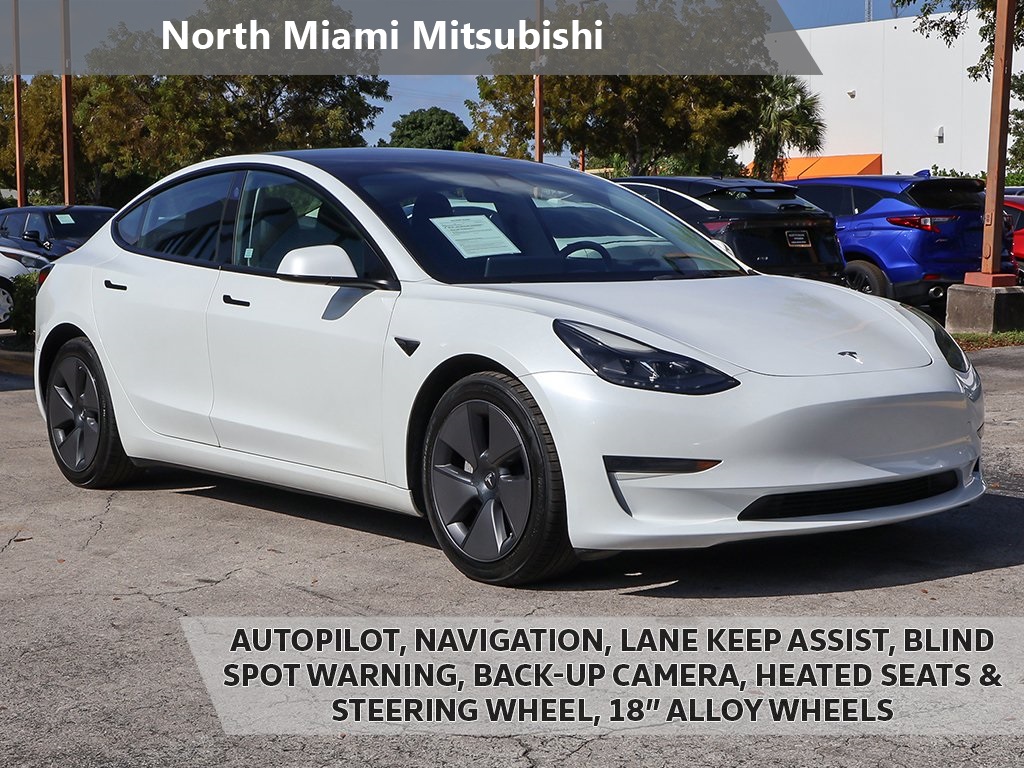 2023 Tesla Model 3 Base's photo