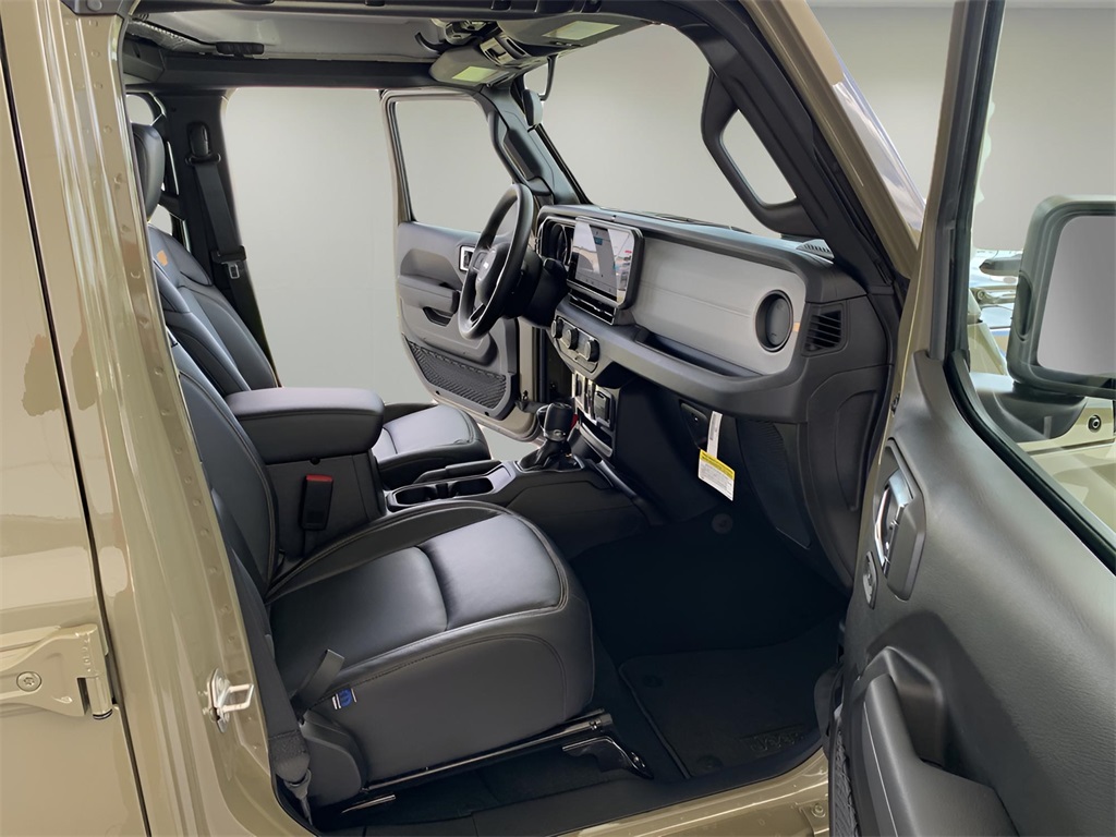 2025 Jeep Wrangler Sport photo 58