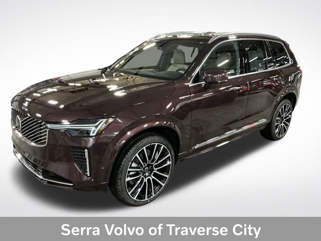 2026 Volvo XC90 Plus's photo