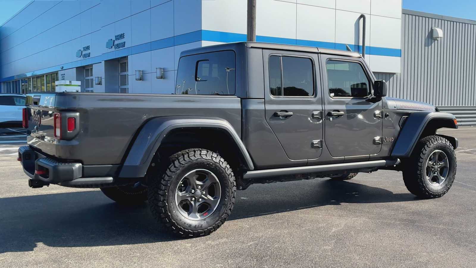 2022 Jeep Gladiator Rubicon photo 2