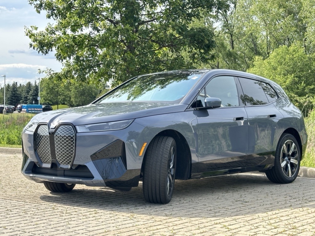 2025 Bmw iX photo 4