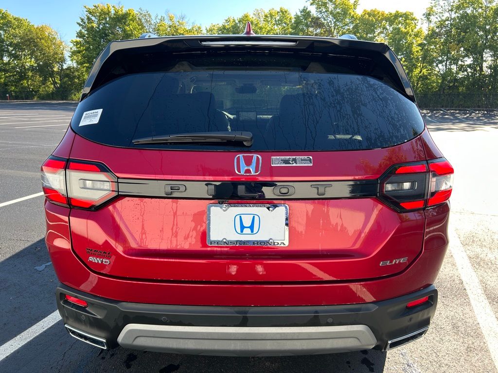 2024 Honda Pilot Elite photo 3